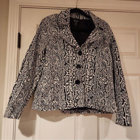 Moka Sport black and white snakeskin patterned button up jacket - Picture 1 of 5